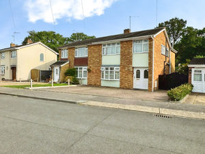 TOPPESFIELD AVENUE- click for photo gallery
